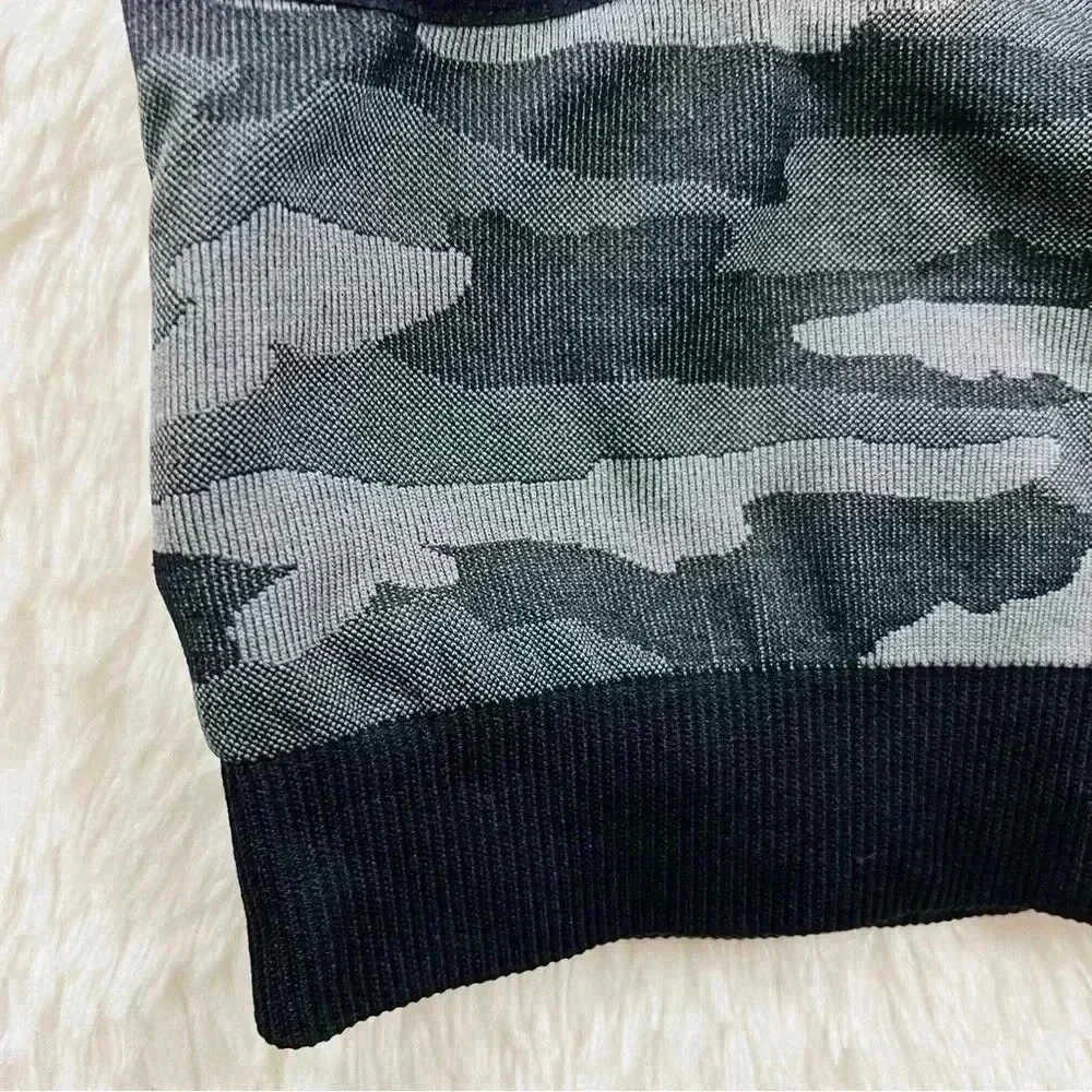 Avia Black & Gray Camouflage Support Zip Sports Bra Size M